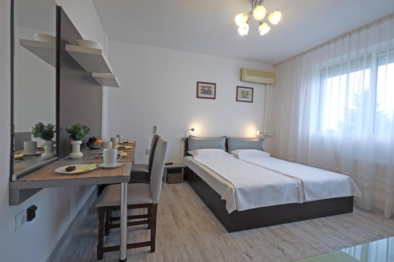 Kabakum Apartments Alen Mak Golden Sands Bagian luar foto