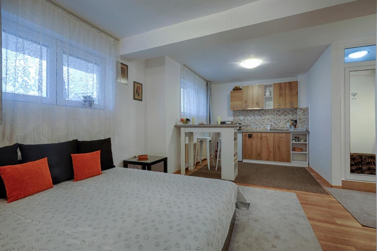 Kabakum Apartments Alen Mak Golden Sands Bagian luar foto